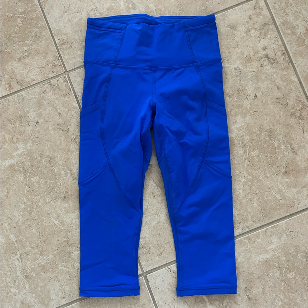 Lulu Lemon cropped Blue Leggings